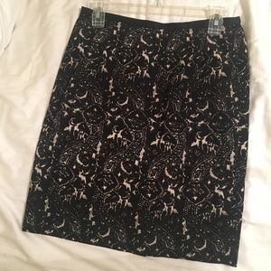 Talbots Black/White Pattern Pencil Skirt Size 4P